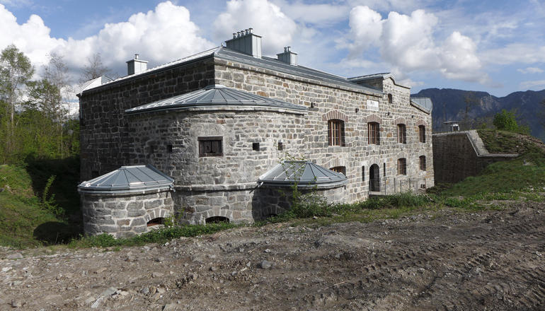 Forte Colle delle Benne imagefull Sentinelle di Pietra, spettacolo al Forte Dossaccio