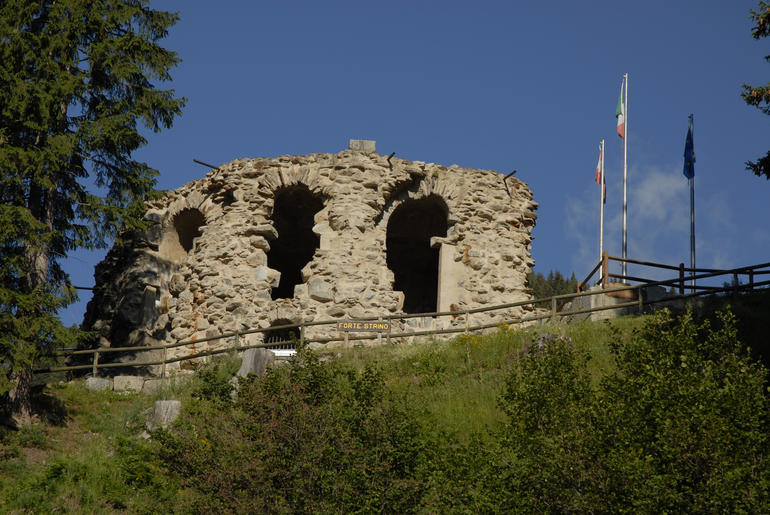 Forte Strino imagefull Sentinelle di Pietra, spettacolo al Forte Dossaccio